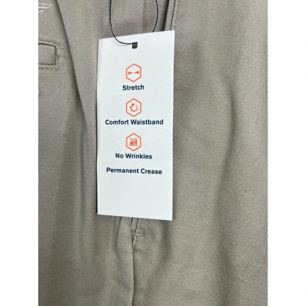 Dockers Comfort Khaki Mens 36x34 Tan Relaxed Fit Pleated Stretch Chino Pants D13